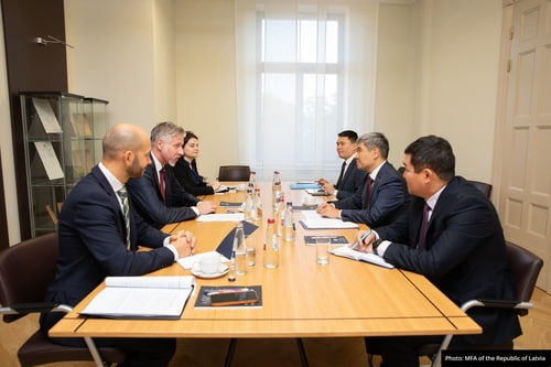 В Риге состоялись политконсультации между МИД Кыргызстана и Латвии
