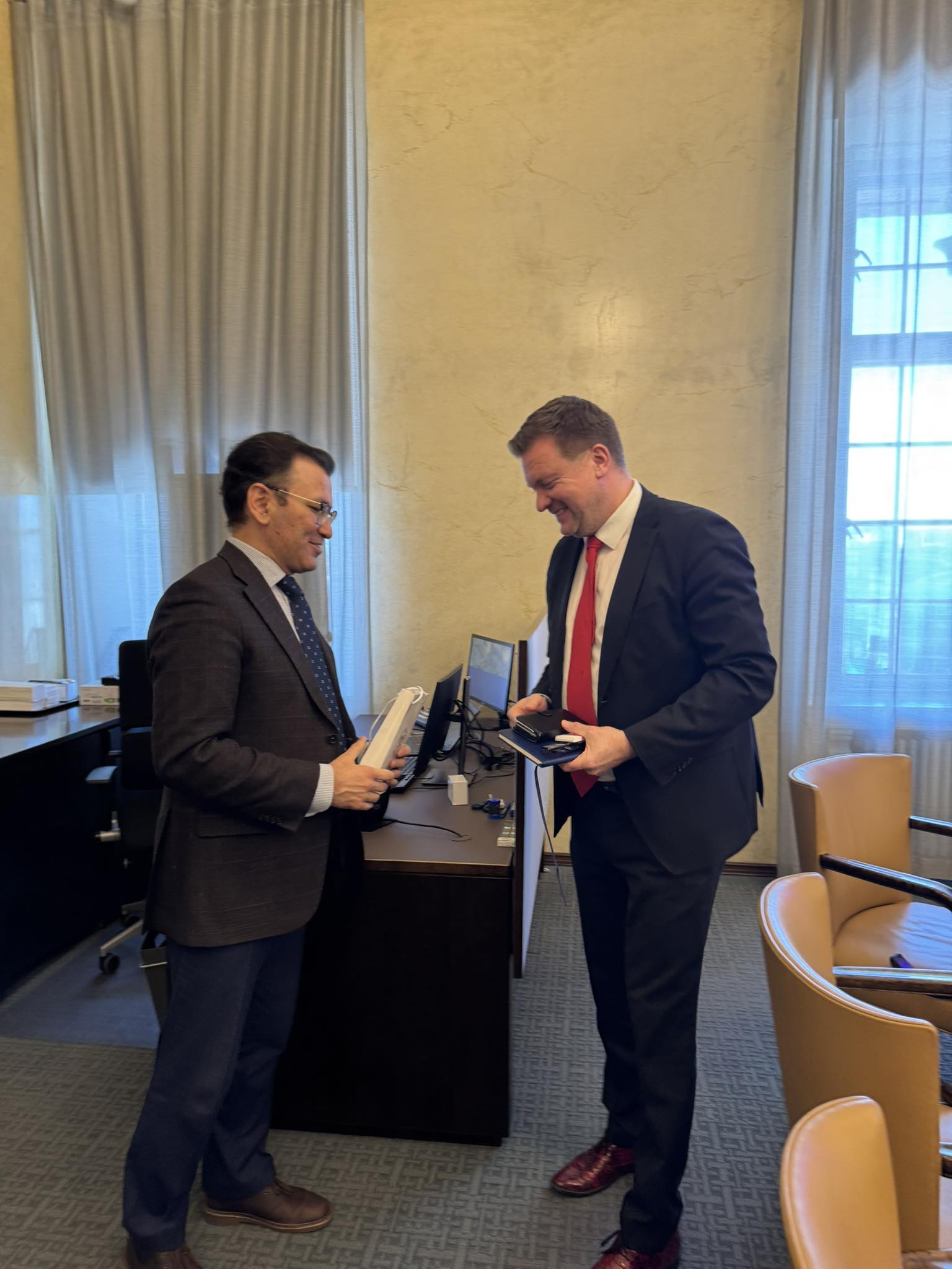 Директор МИЦА провел встречу в Парламенте Финляндии