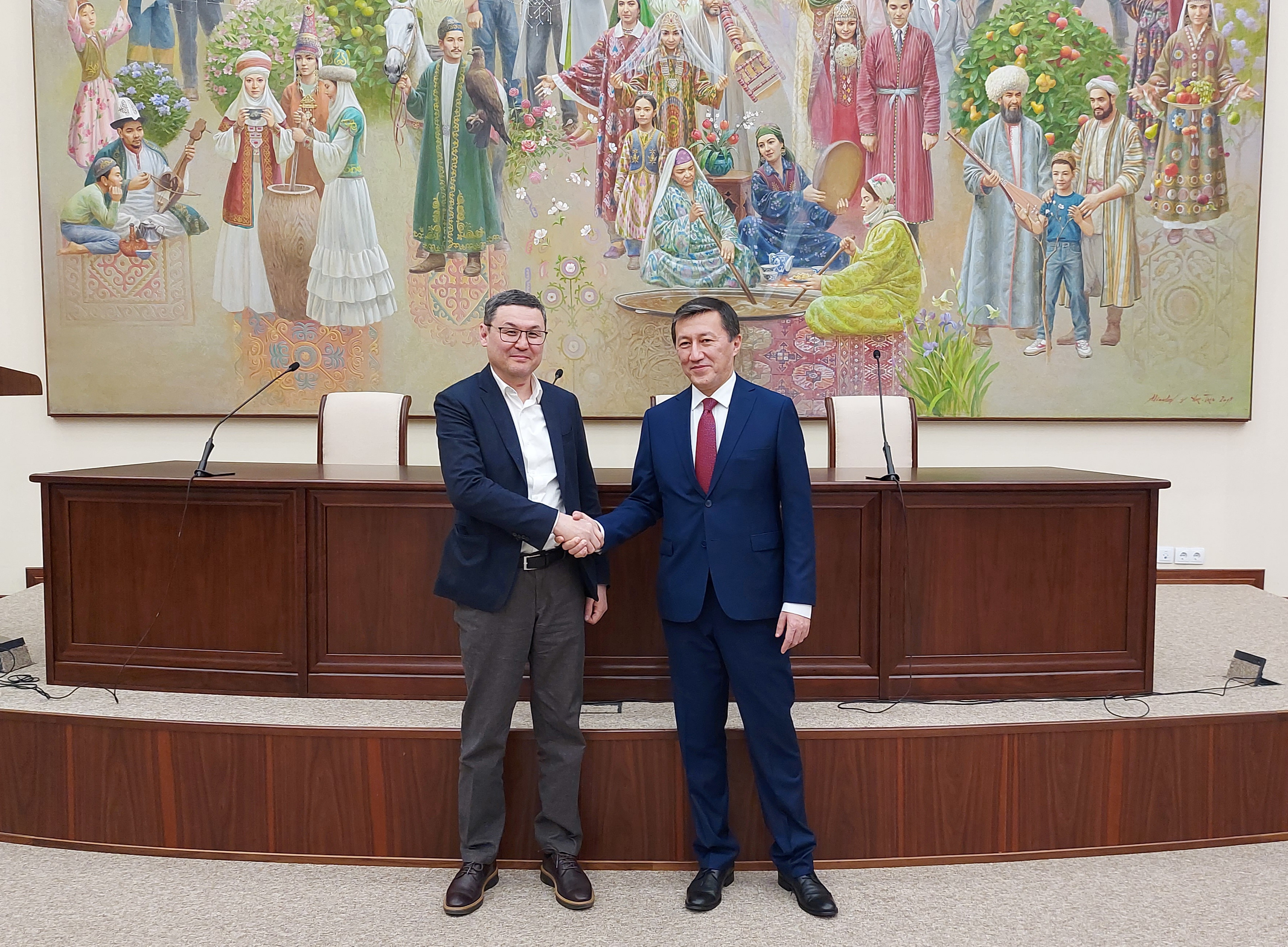 О встречи с директором КИСИ Е.Тукумовым