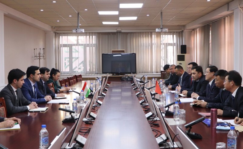 В Душанбе обсудили вопросы поставки экологически чистой продукции из Таджикистана в Китай