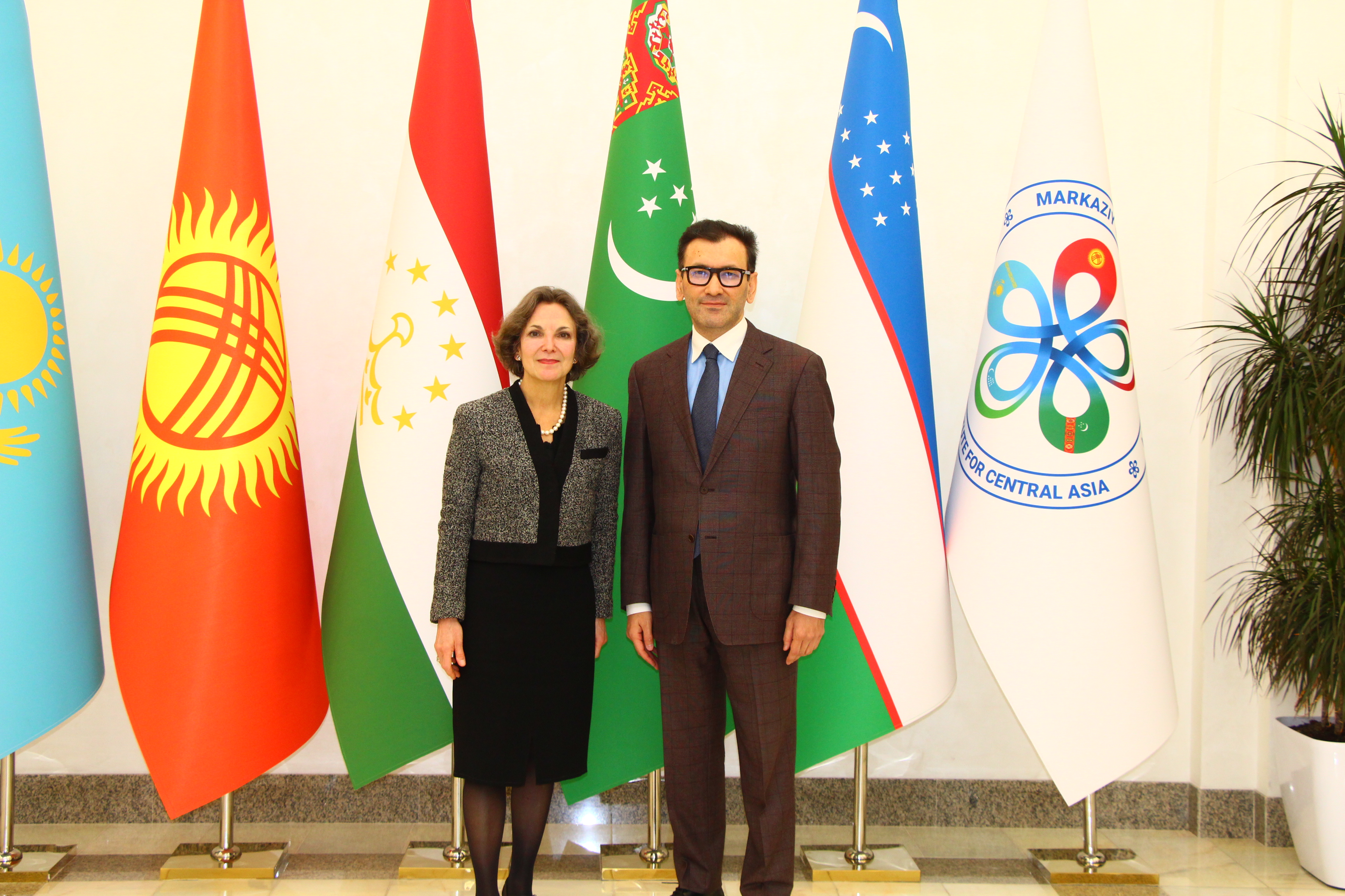 MOXI va Fransiya elchixonasi ilmiy-tadqiqot muassasalari o'rtasida doimiy muloqot o'rnatishga kelishib oldilar