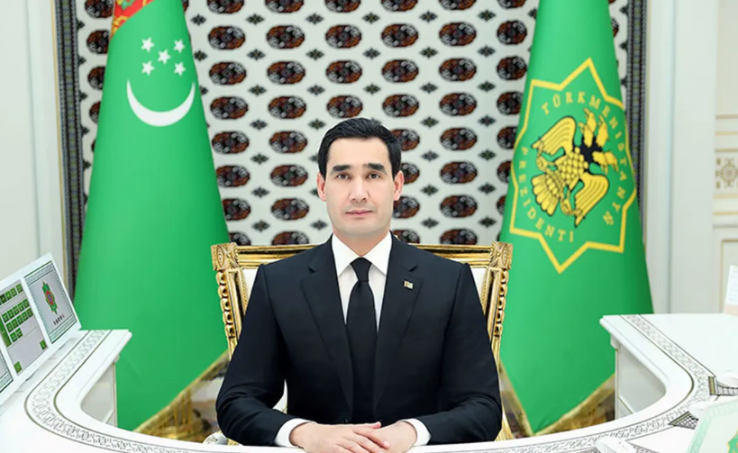 Президент Туркменистана обсудил с главами регионов темпы работ в аграрном секторе и подготовку к Новому году