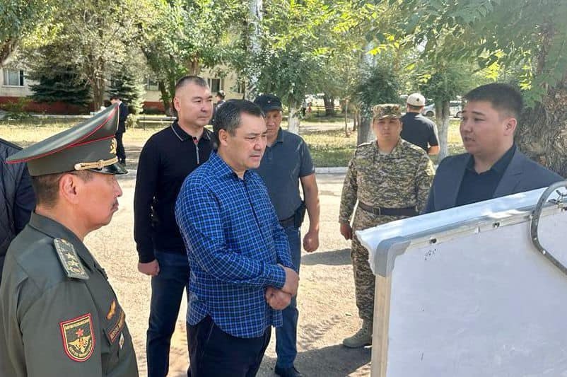 Президент поручил построить в войсковой части в Кой-Таше солдатский клуб