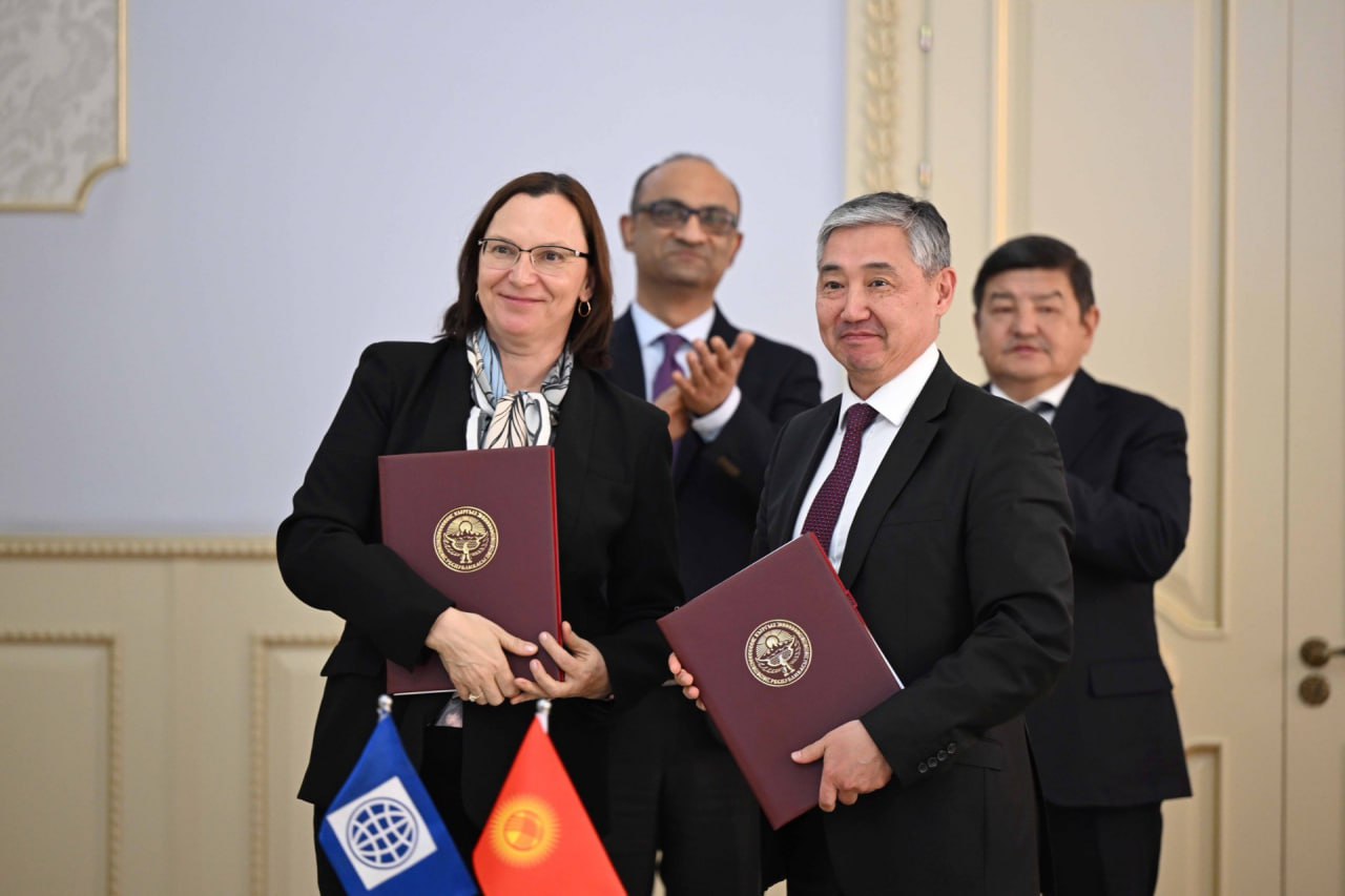Кыргызстан и Всемирный банк подписали соглашения о сотрудничестве в энергетике
