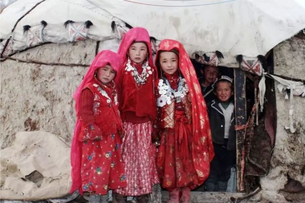 Cho‘n –Oloyda Pomir hududidagi qirg‘izlar uchun 400 ta yangi uy-joylar qurib beriladi