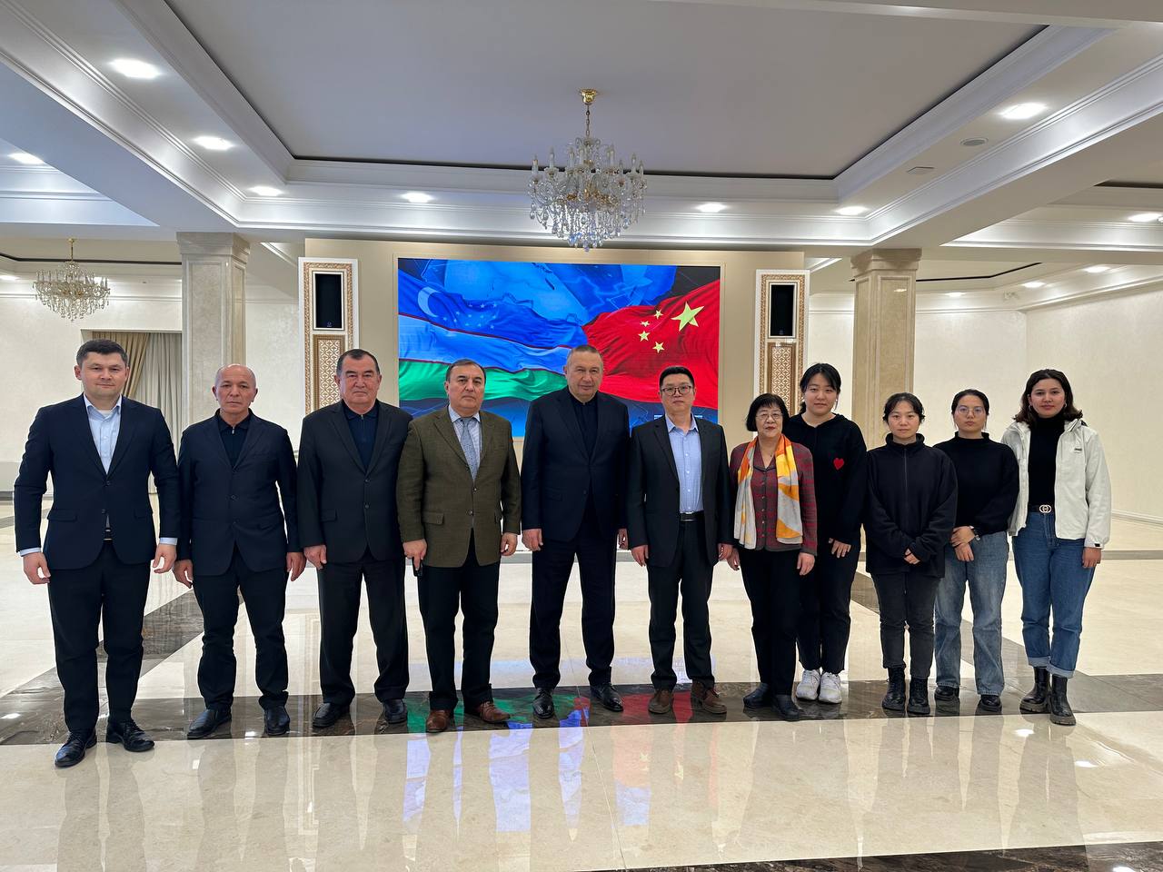 Китайские эксперты посетили Сырдарьинскую и Джизакскую области Узбекистана