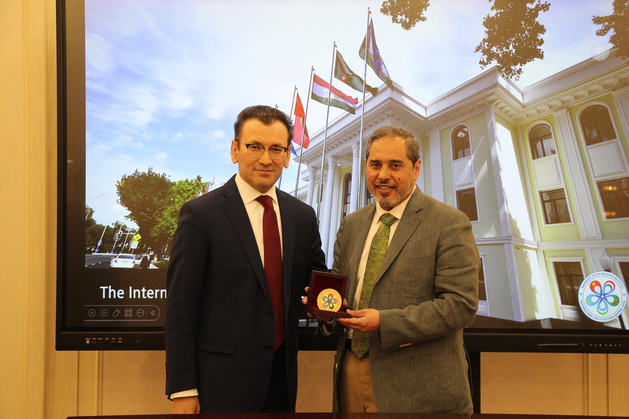 МИЦА и Дубайский исследовательский центр обсуждают перспективы академического сотрудничества