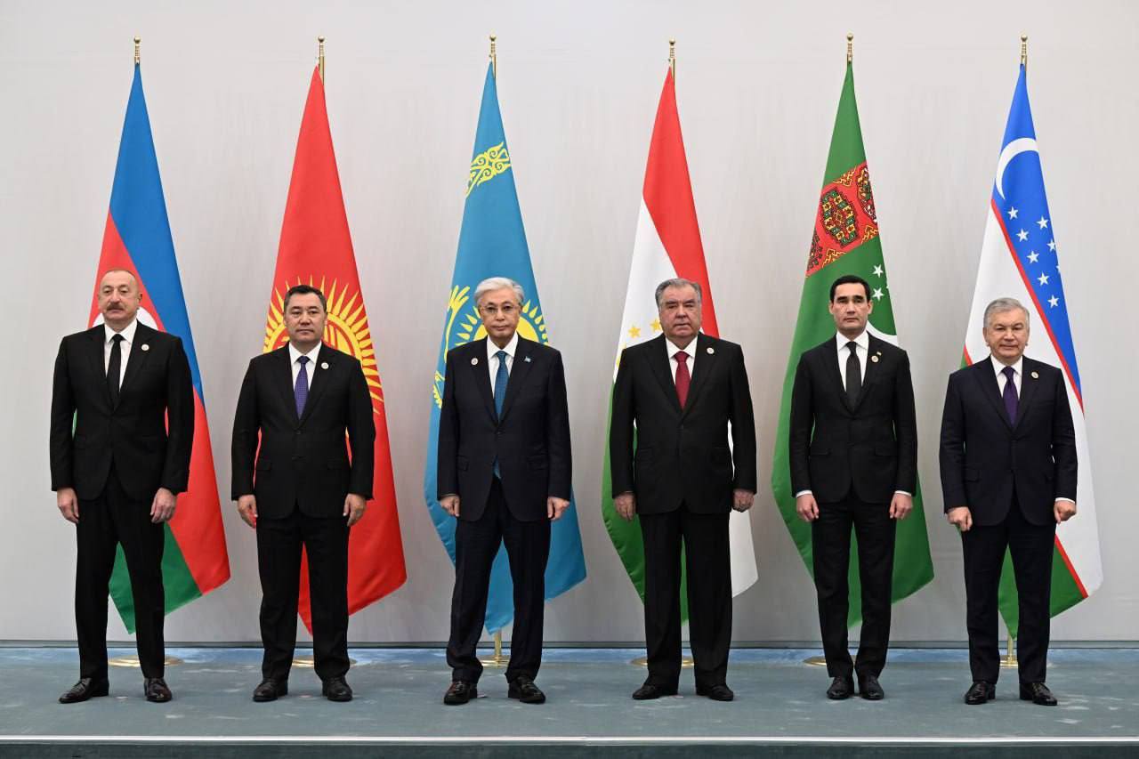 16 ноября под председательством Президента Республики Узбекистан Шавката Мирзиёева прошла седьмая Консультативная встреча глав государств Центральной Азии.