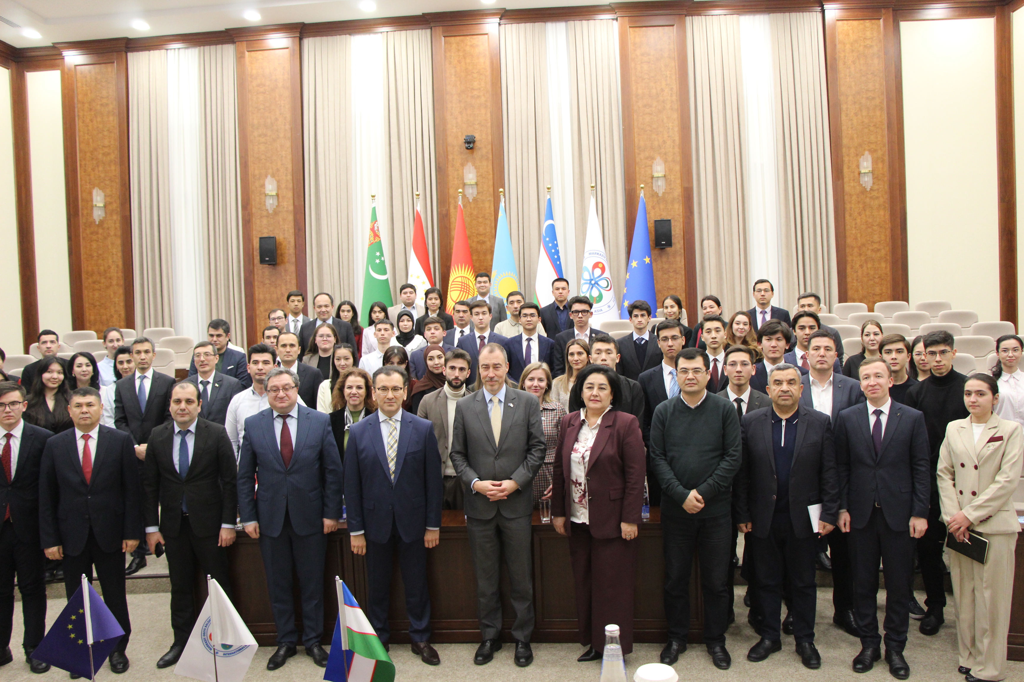  Посол Европейского союза выступил с лекцией в МИЦА