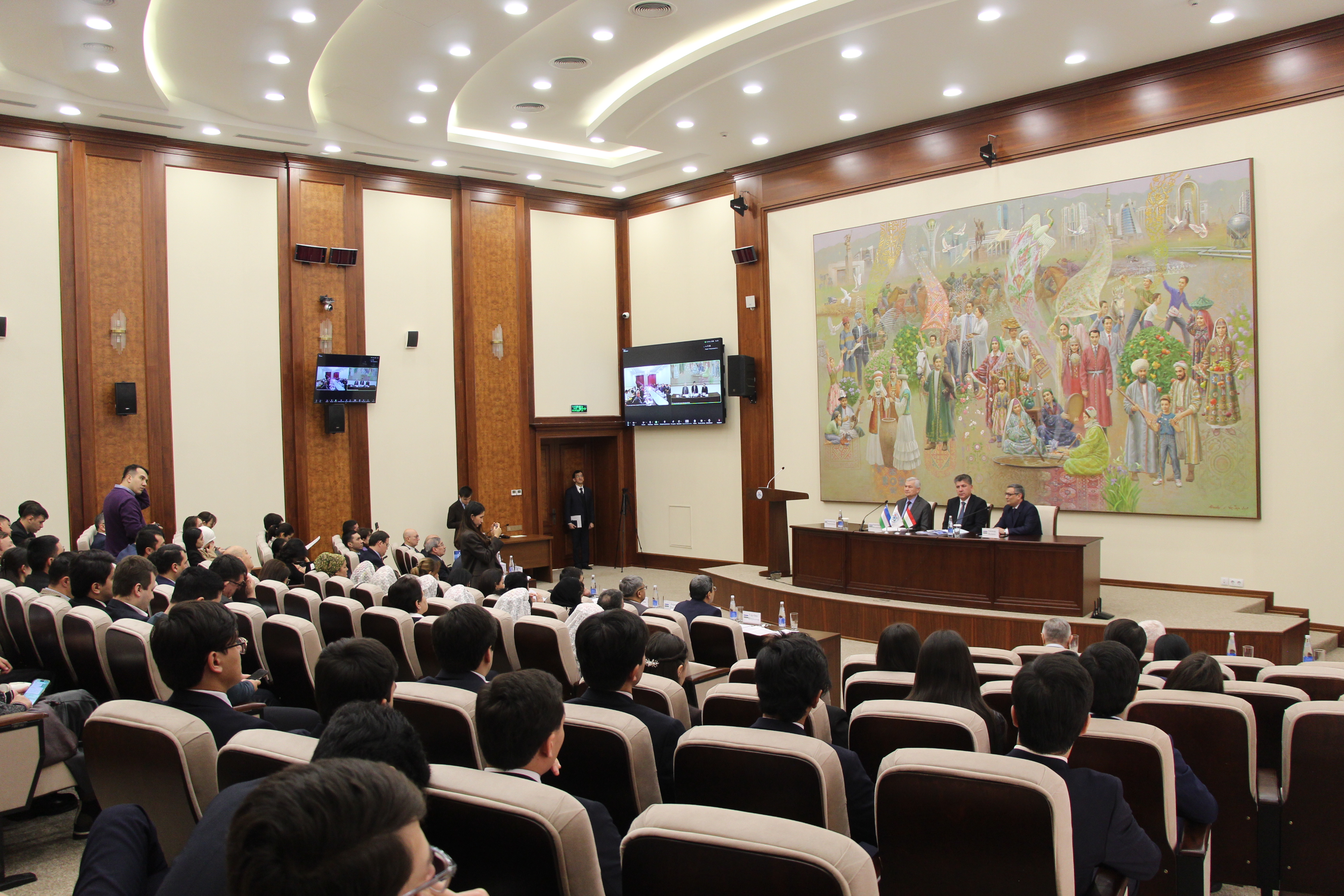 В Ташкенте состоялась узбекско-таджикская экспертная конференция