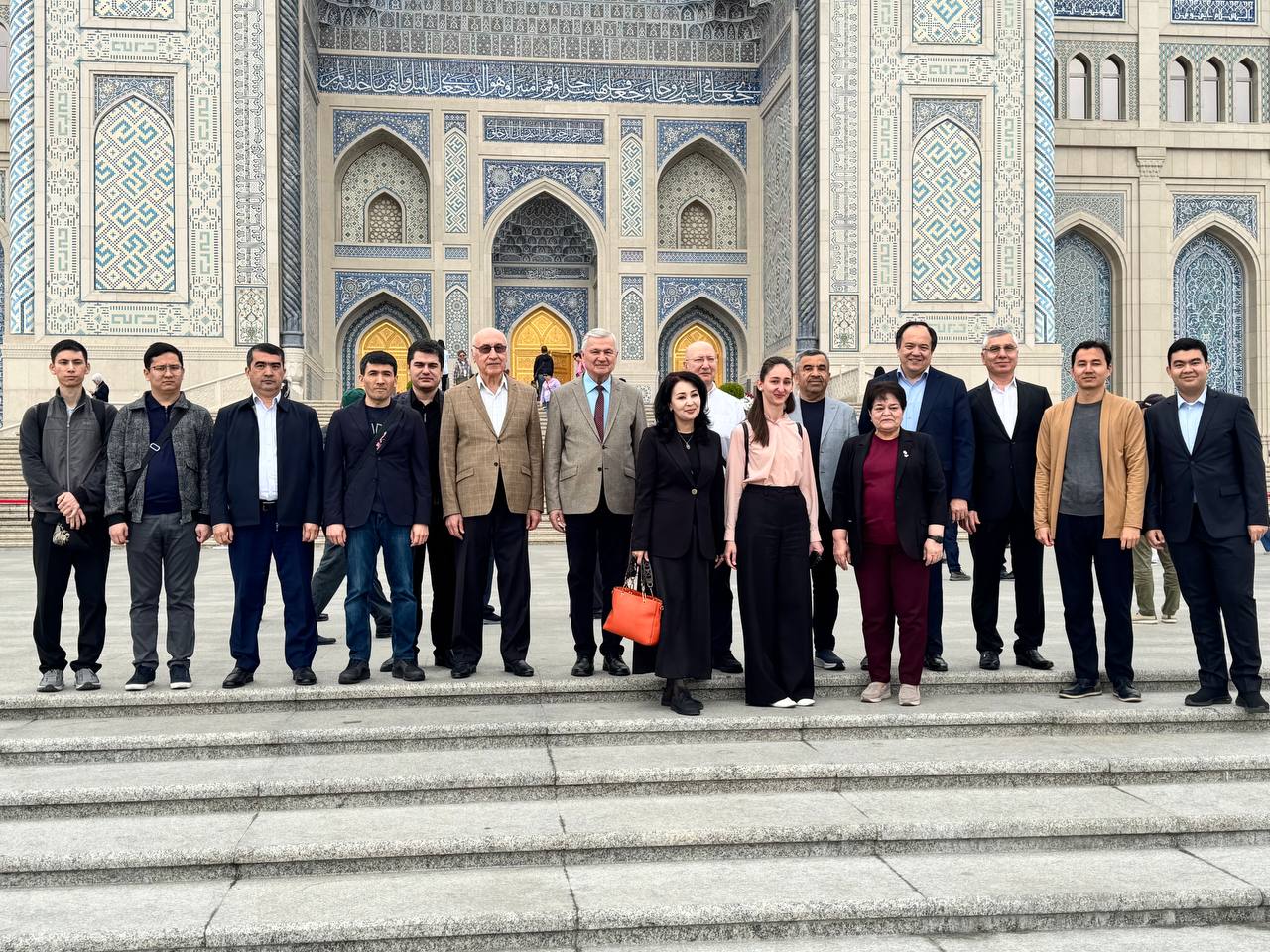 Научные сотрудники МИЦА посетили Центр исламской цивилизации